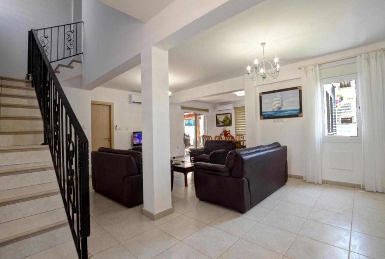 Nissi Sotia Villa Agia Napa